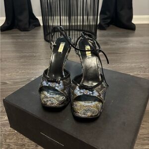 Prada Sleek Black Leather Sandals vintage size 39.5